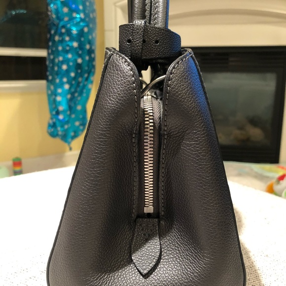 Louis Vuitton Empreinte studded Montaigne BB black - Picture 4 of 9